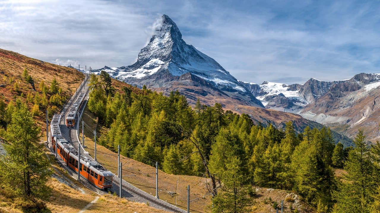 Oberwallis Bergpanorama mit Matterhorn und majestätischen 4000er-Gipfeln